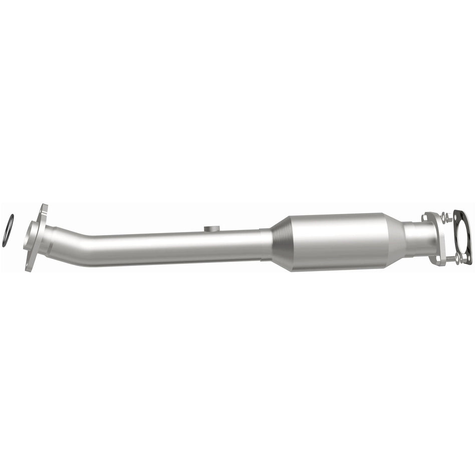 MagnaFlow OEM Grade Federal / EPA Compliant Direct-Fit Catalytic Converter 21-121