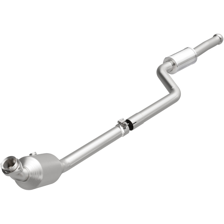 MagnaFlow 2011-2012 Mercedes-Benz C300 3.0L OEM Grade Federal / EPA Compliant Direct-Fit Catalytic Converter 21-497