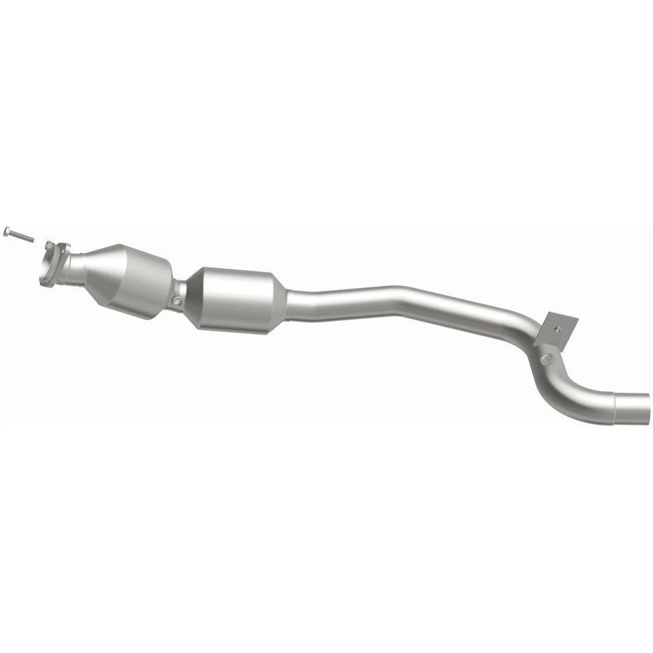 MagnaFlow 2014-2019 Land Rover Range Rover Sport 3.0L | 2014-2019 Land Rover Range Rover 3.0L OEM Grade Federal / EPA Compliant Direct-Fit Catalytic Converter 21-608