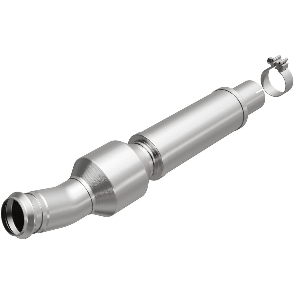 MagnaFlow OEM Grade Federal / EPA Compliant Direct-Fit Catalytic Converter 21-737