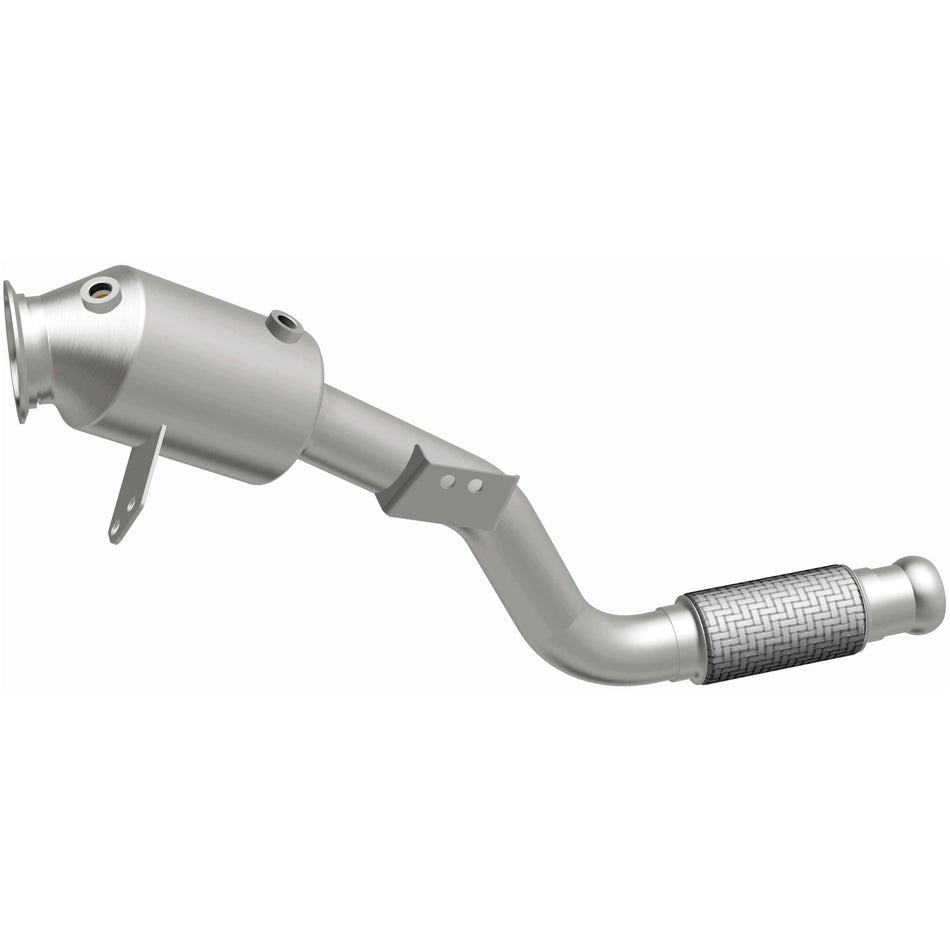 MagnaFlow 2016-2022 Mercedes-Benz Metris 2.0L OEM Grade Federal / EPA Compliant Direct-Fit Catalytic Converter 21-897