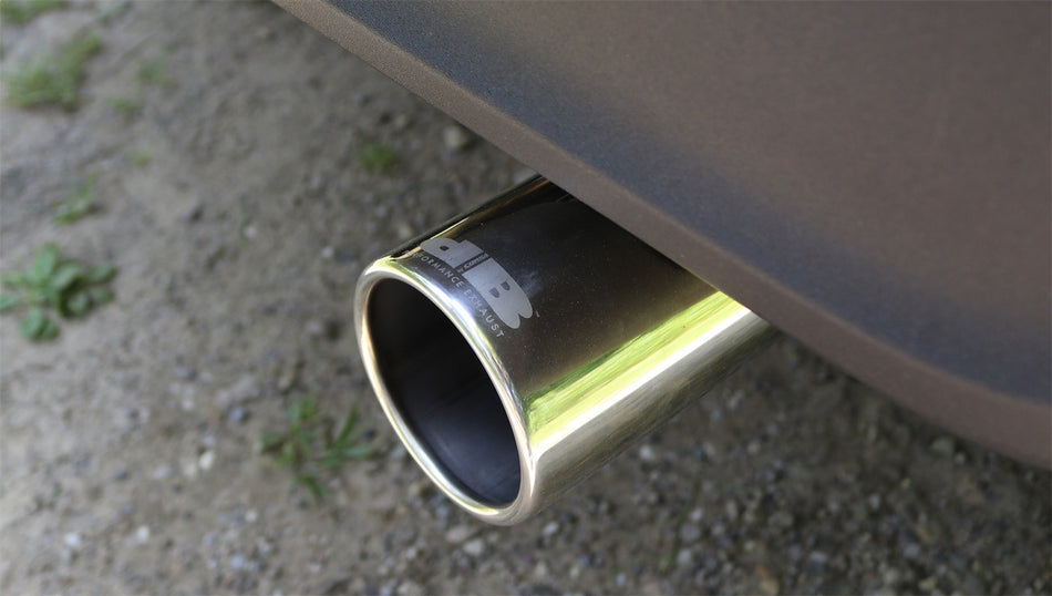 2.5in. Axle-Back Dual Rear Exit With Single 3.5in. Polished Straight Cut Tips