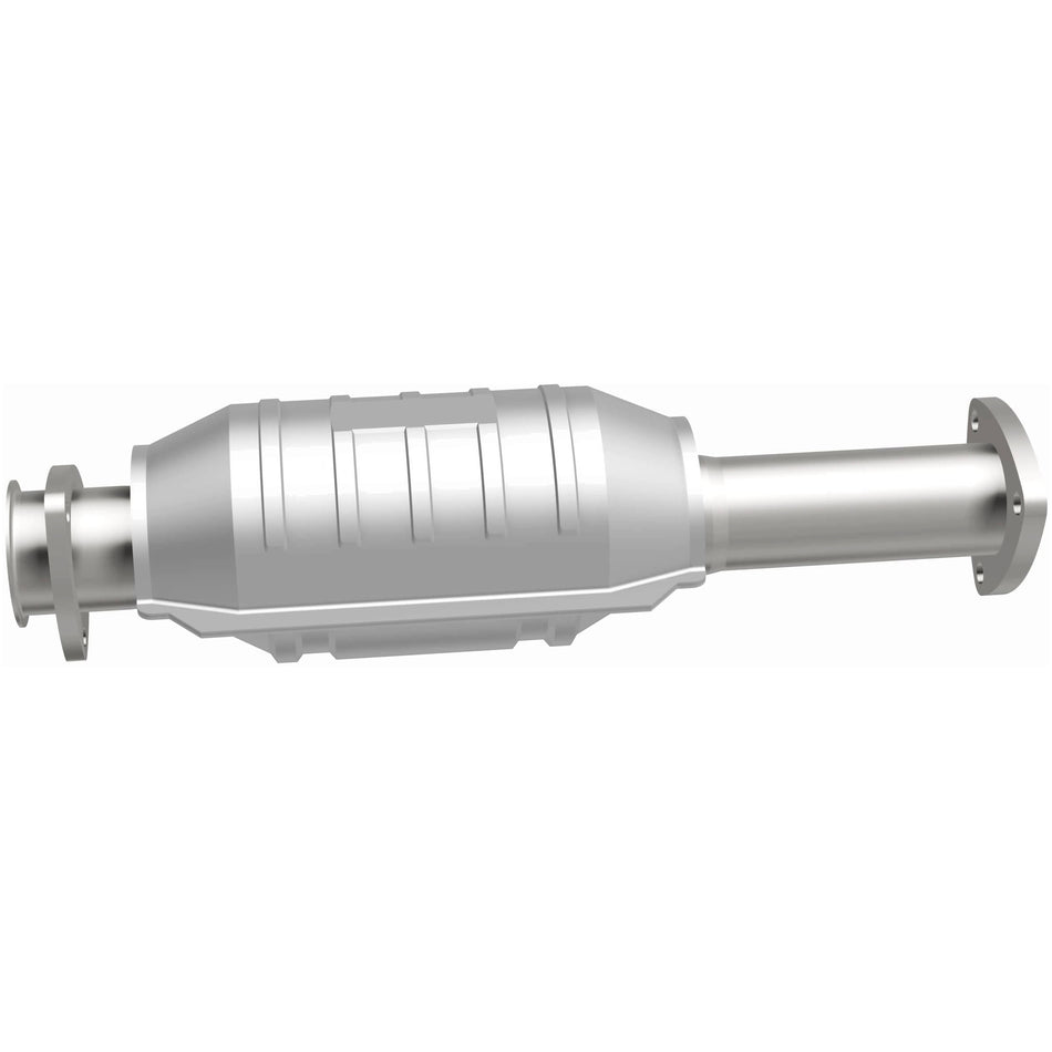 MagnaFlow 1986-1990 Saab 900 2.0L Standard Grade Federal / EPA Compliant Direct-Fit Catalytic Converter 22834