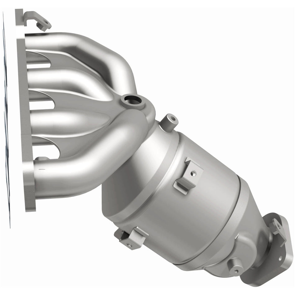 MagnaFlow 2017-2020 Nissan Rogue Sport 2.0L OEM Grade Federal / EPA Compliant Direct-Fit Manifold Catalytic Converter 290040