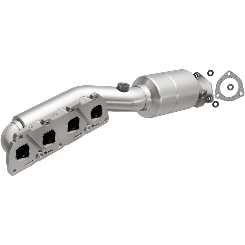 MagnaFlow 2002-2004 Volkswagen Passat 4.0L California Grade CARB Compliant Direct-Fit Manifold Catalytic Converter 452796