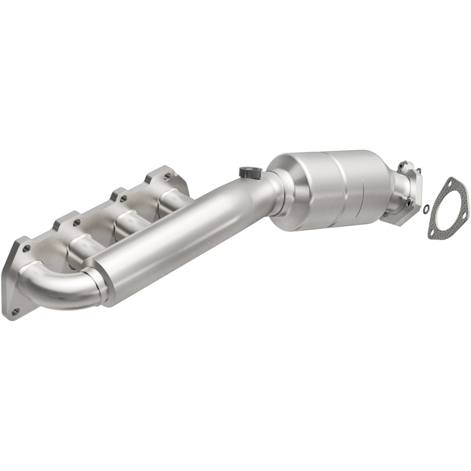 MagnaFlow 2002-2004 Volkswagen Passat 4.0L California Grade CARB Compliant Direct-Fit Manifold Catalytic Converter 452799